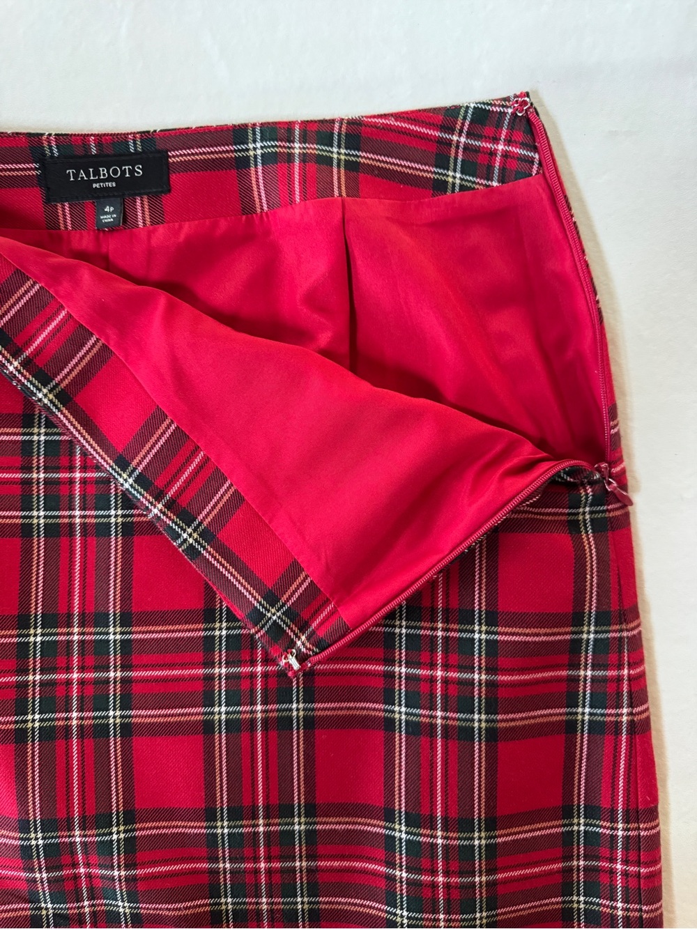 TALBOTS Classic Tartan Plaid Holiday Lined Skirt Machine Washable Side Zip (4P) - Picture 13 of 17